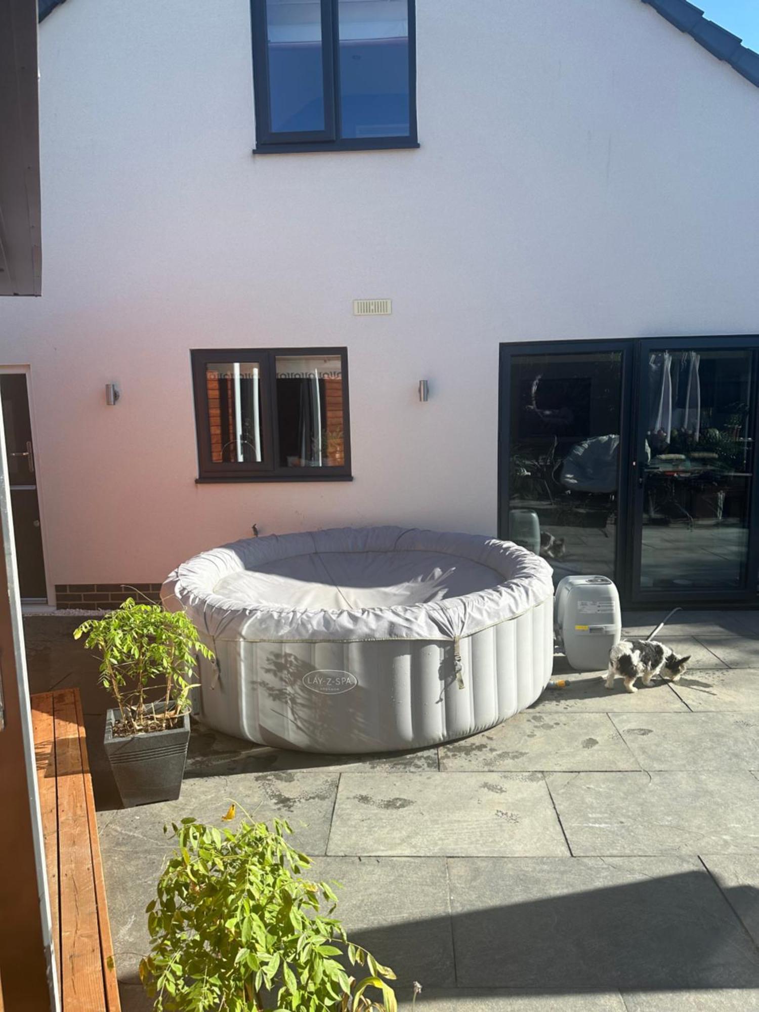 Modern Harrogate House Sleeps 10, Cinema Room & Hot Tub Exterior foto